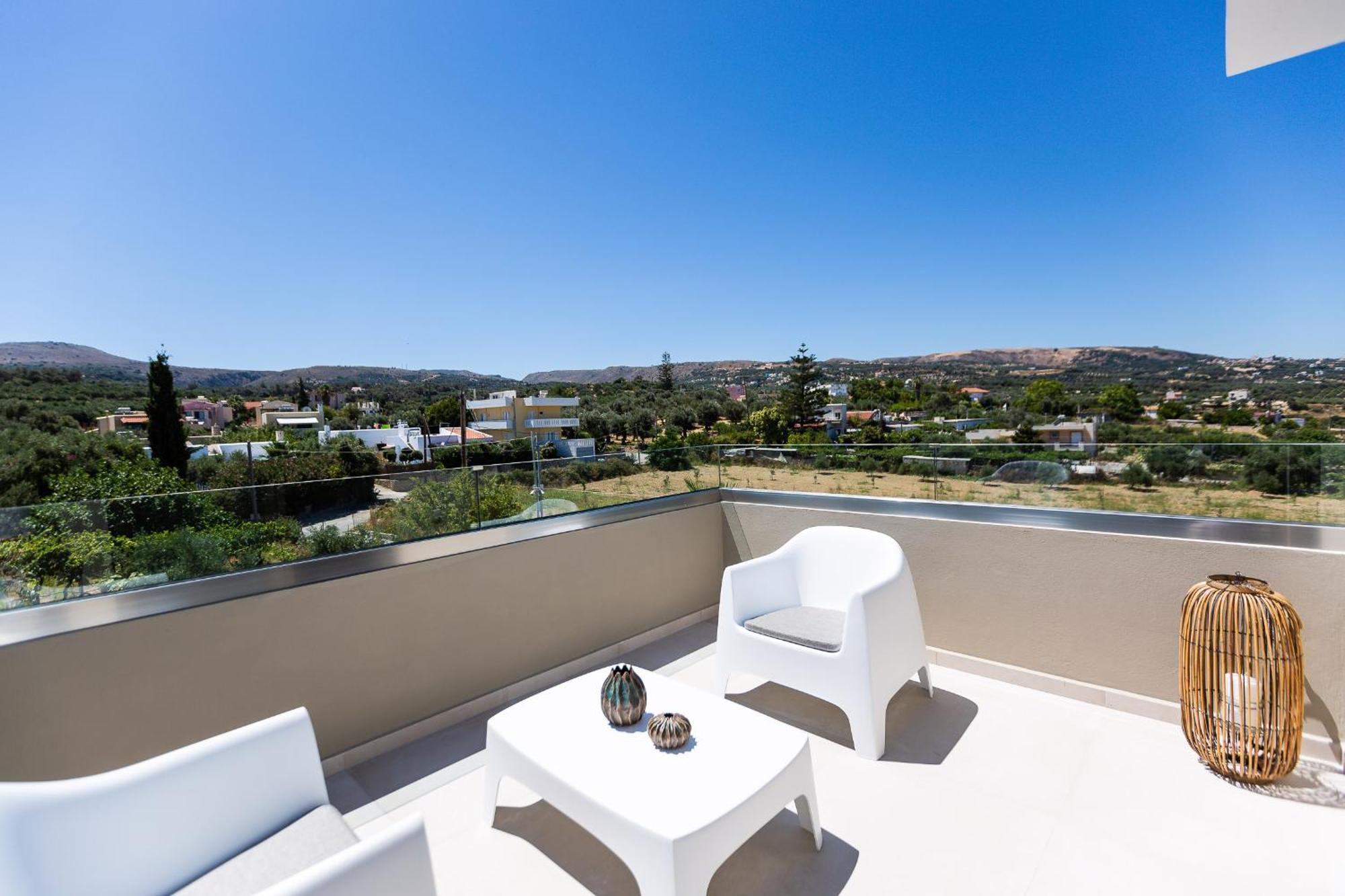 Vasilios Villa, With Pool, Gym & Close To Beach, By Thinkvilla Loutra 외부 사진