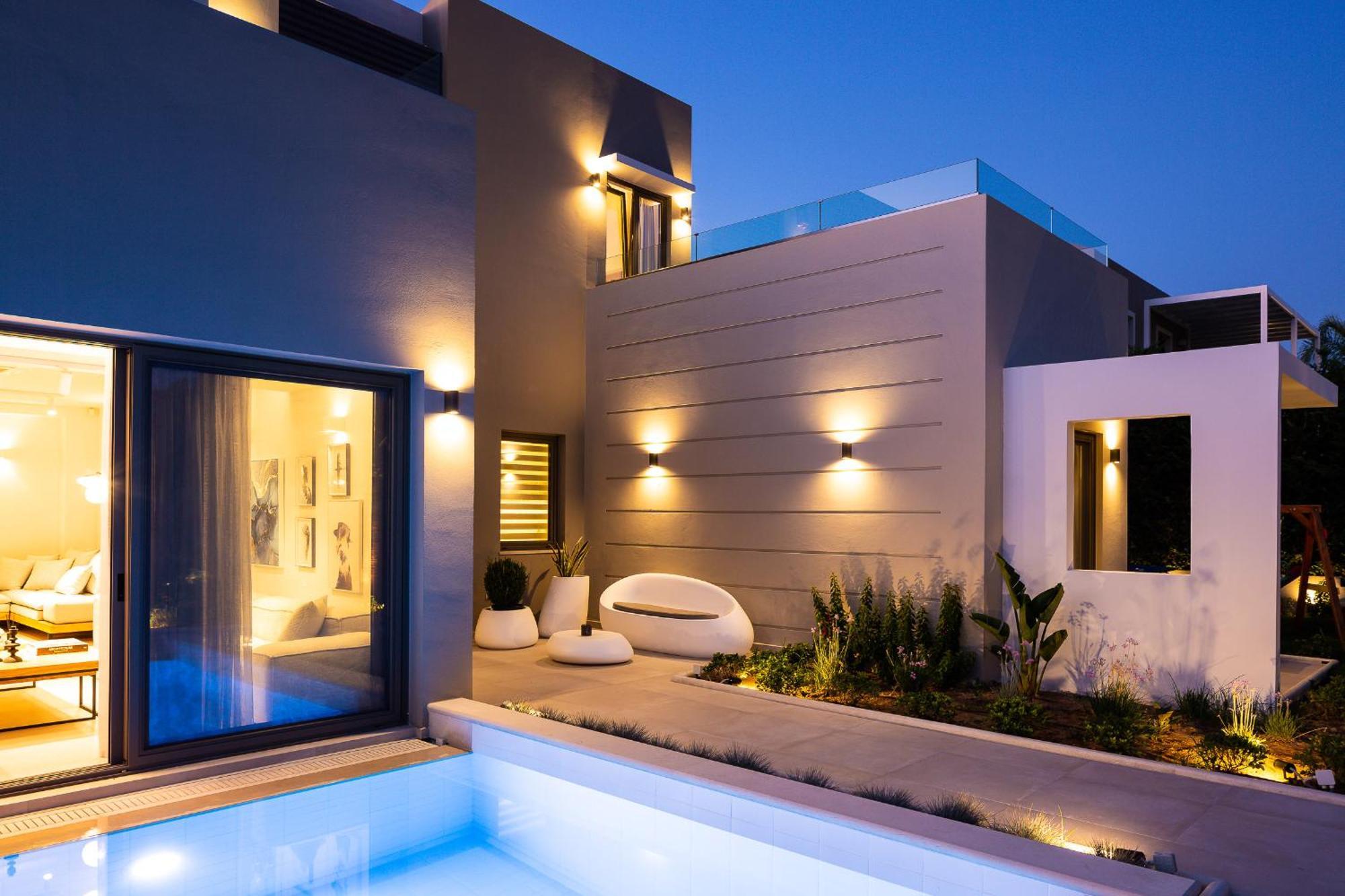 Vasilios Villa, With Pool, Gym & Close To Beach, By Thinkvilla Loutra 외부 사진