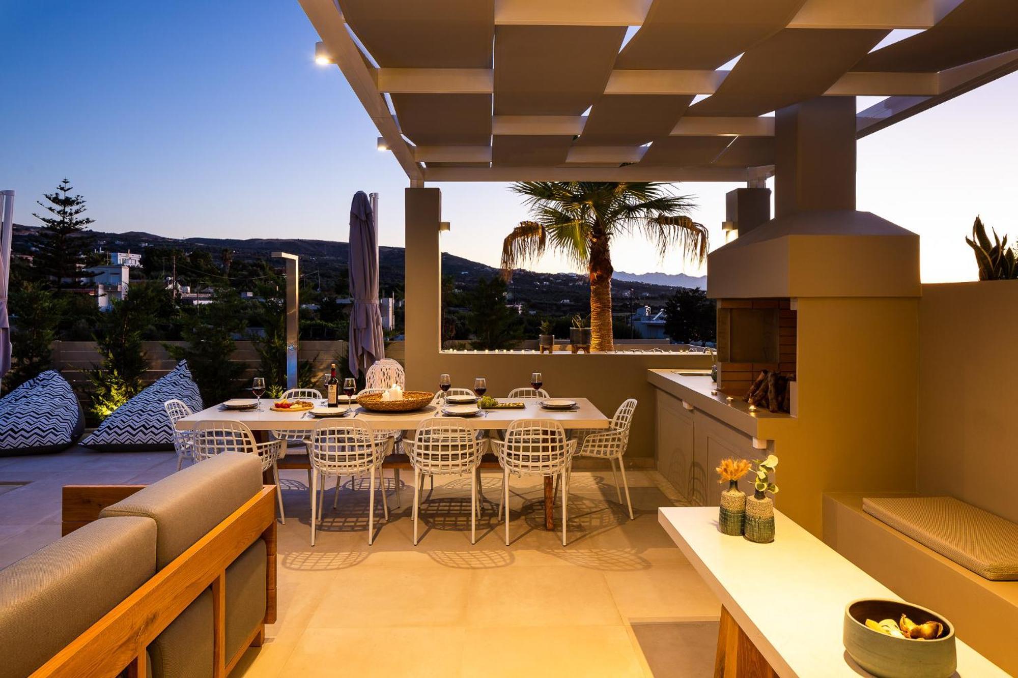 Vasilios Villa, With Pool, Gym & Close To Beach, By Thinkvilla Loutra 외부 사진