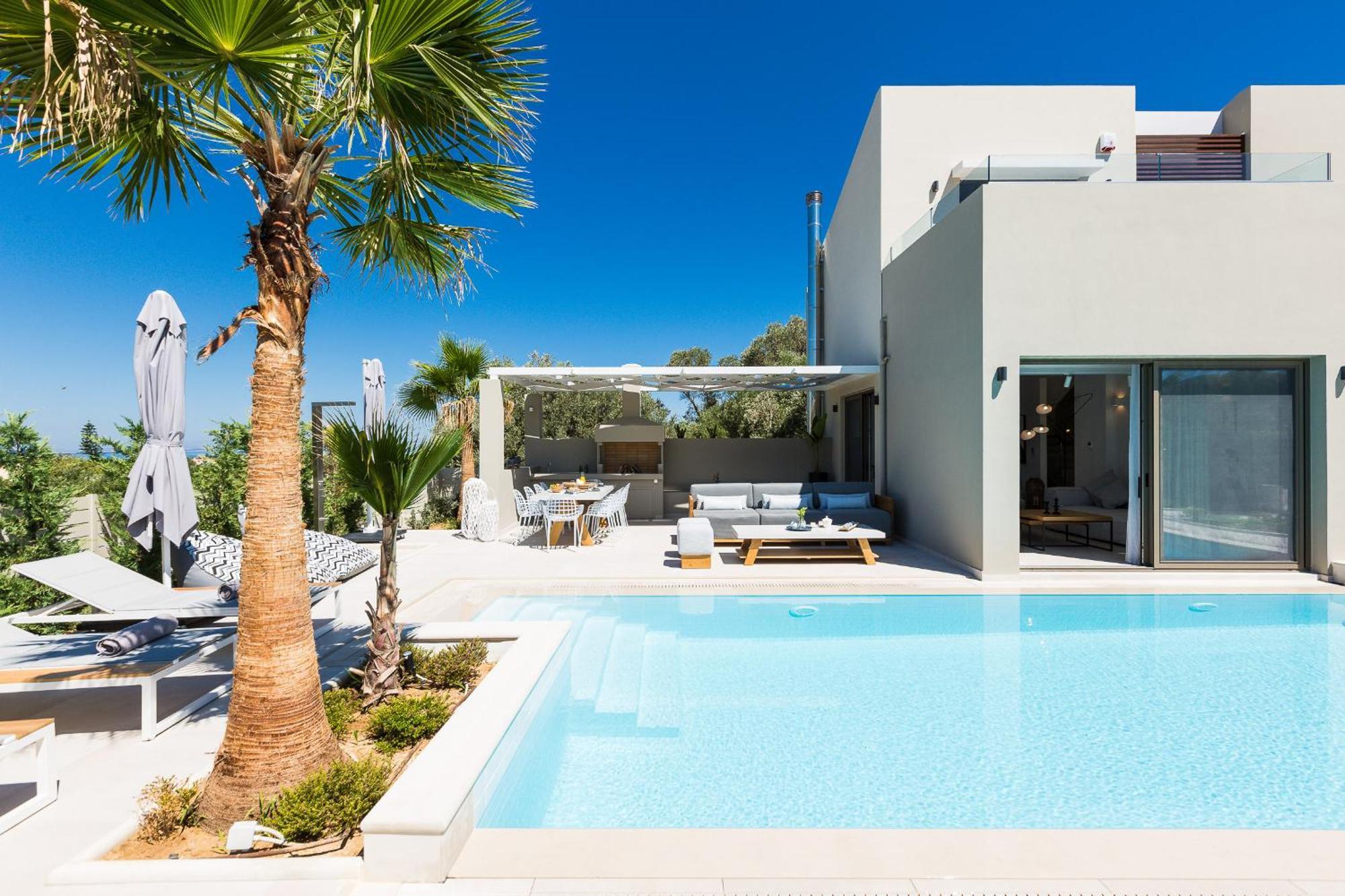 Vasilios Villa, With Pool, Gym & Close To Beach, By Thinkvilla Loutra 외부 사진